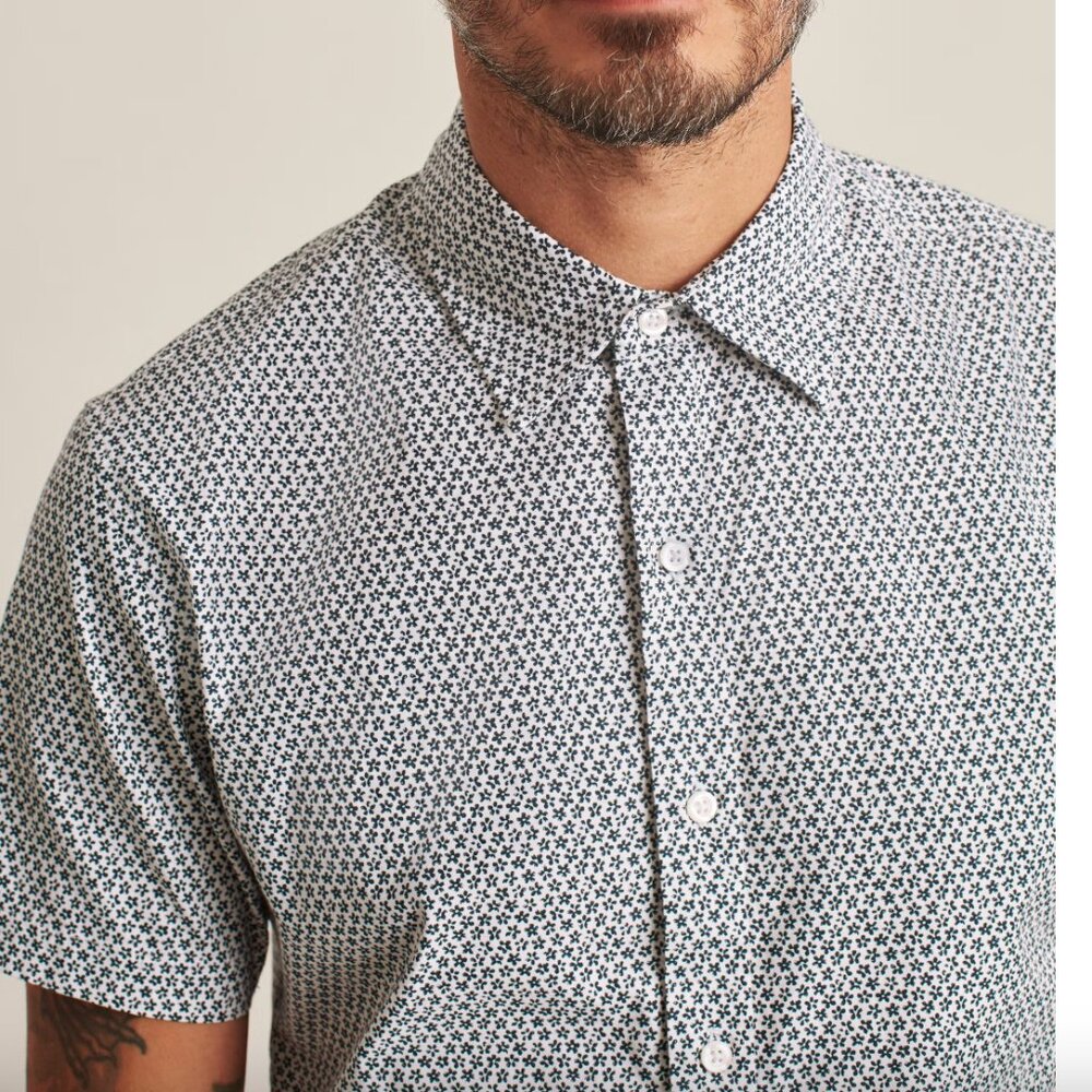 Bonobos Riviera Blue Hampton Floral Athletic XL